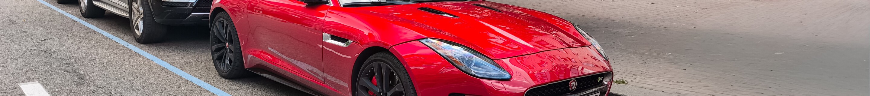 Jaguar F-TYPE R Coupé
