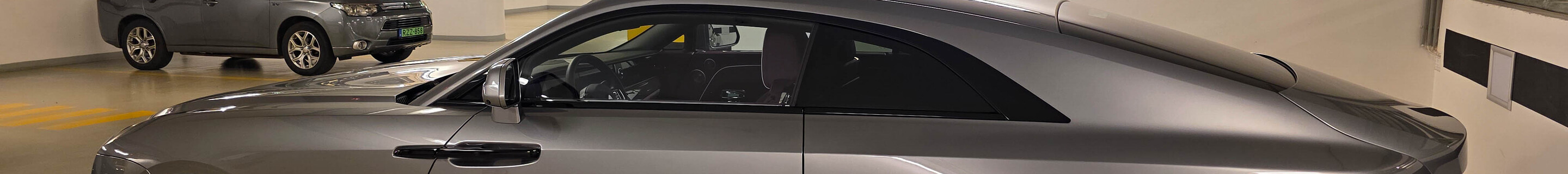 Rolls-Royce Spectre Black Badge