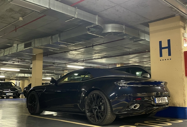 Aston Martin DB12 Volante