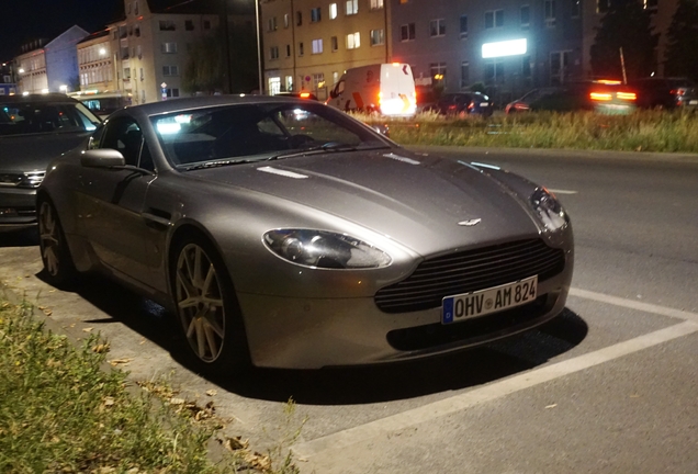 Aston Martin V8 Vantage