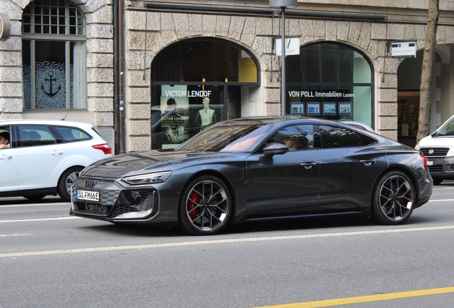 Audi RS E-Tron GT 2025