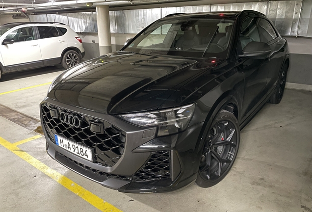 Audi RS Q8 2024