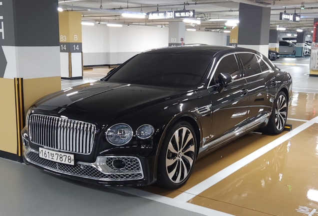 Bentley Flying Spur V8 Azure