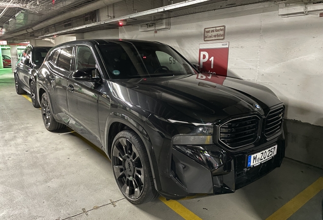 BMW XM G09