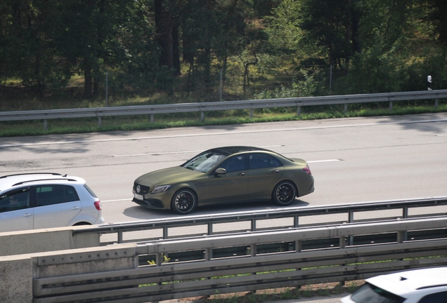 Mercedes-AMG C 63 S W205