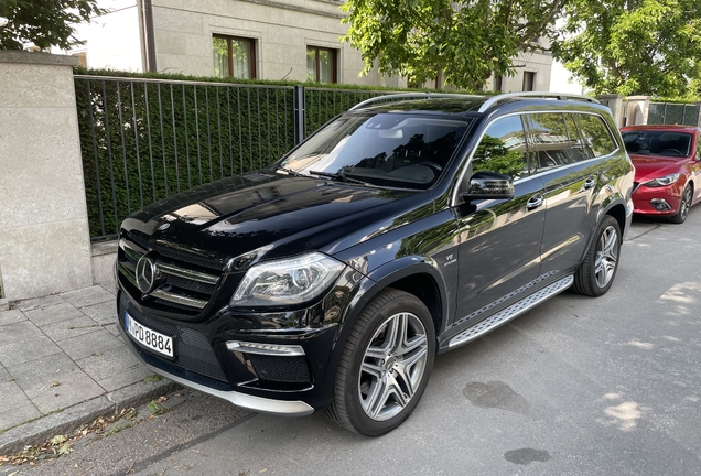 Mercedes-Benz GL 63 AMG X166