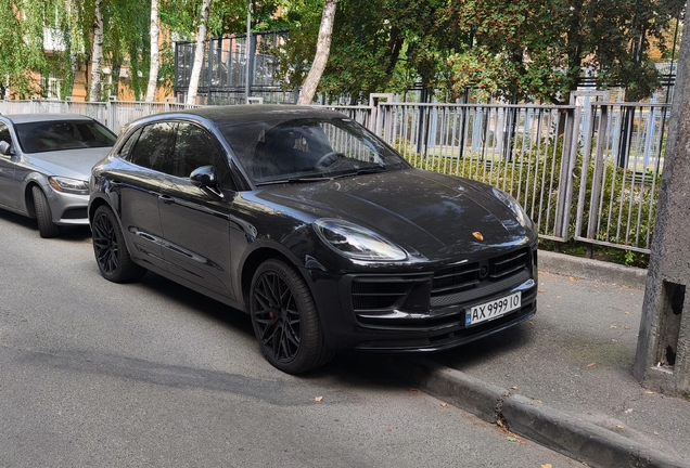 Porsche 95B Macan GTS MkIII