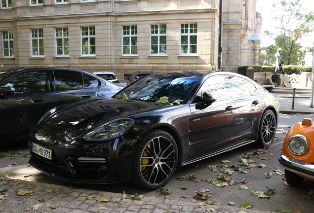Porsche 971 Panamera Turbo S E-Hybrid MkI