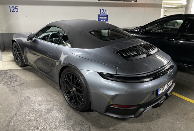 Porsche 992 Carrera 4 GTS Cabriolet MkII