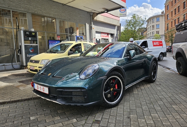 Porsche 992 Dakar