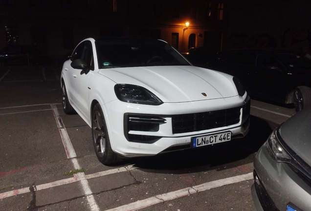 Porsche Cayenne Coupé Turbo E-Hybrid
