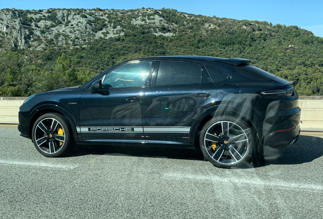 Porsche Cayenne Coupé Turbo S E-Hybrid