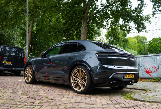 Porsche Macan EV Turbo