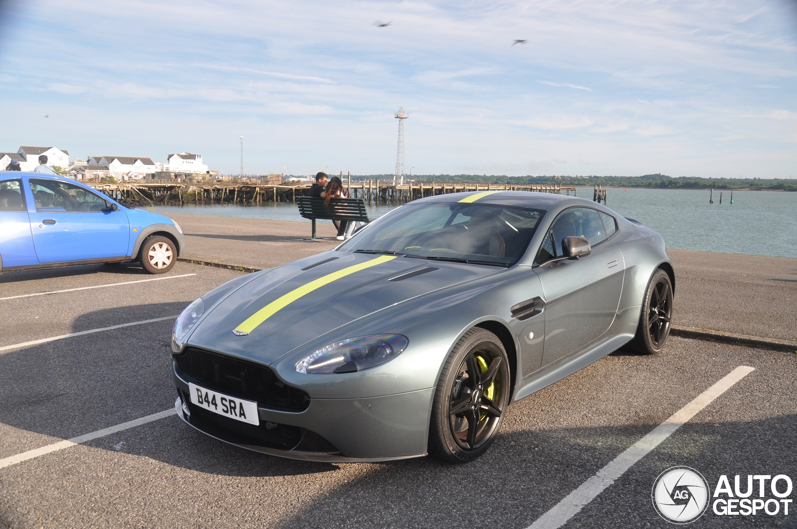 Aston Martin V8 Vantage AMR