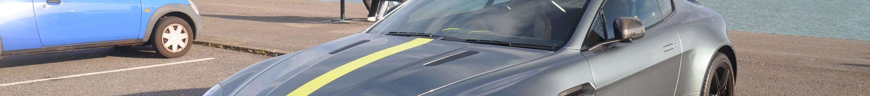 Aston Martin V8 Vantage AMR