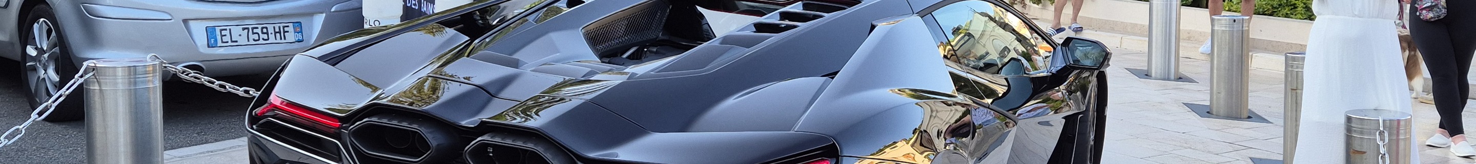 Lamborghini Revuelto