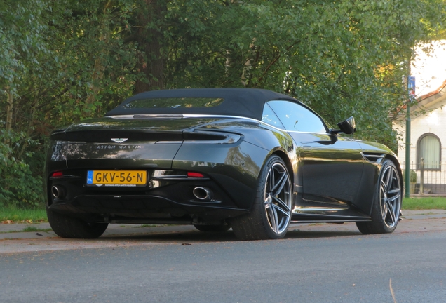 Aston Martin DB12 Volante