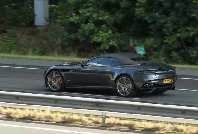 Aston Martin DBS Superleggera Volante