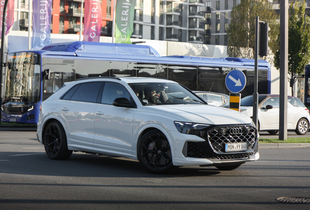Audi RS Q8 2024