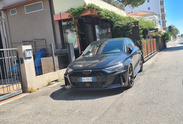 Audi RS3 Sportback 8Y 2025