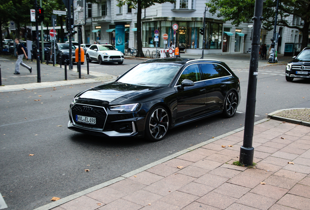 Audi RS4 Avant B9