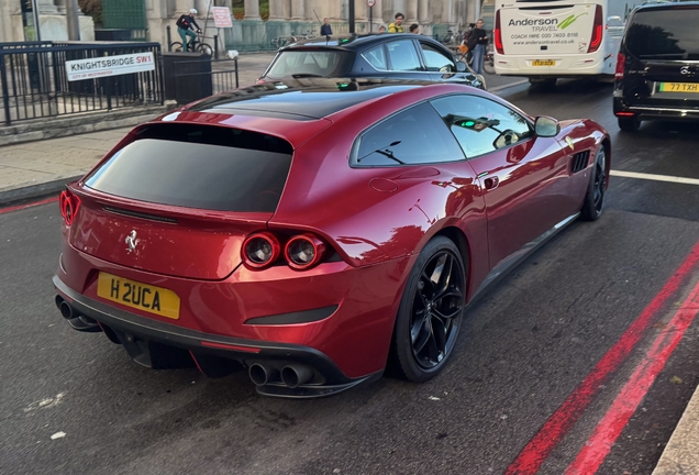 Ferrari GTC4Lusso T