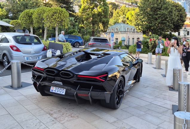 Lamborghini Revuelto