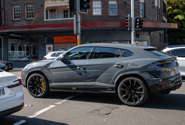Lamborghini Urus S