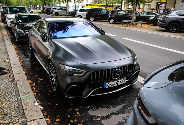 Mercedes-AMG GT 63 S X290