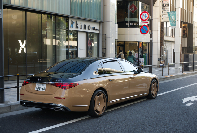 Mercedes-Maybach S 680 X223 Virgil Abloh Edition