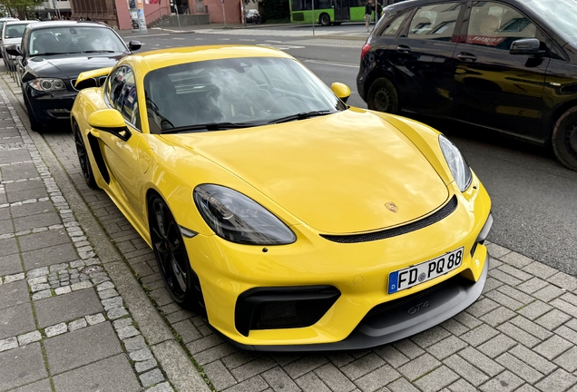 Porsche 718 Cayman GT4