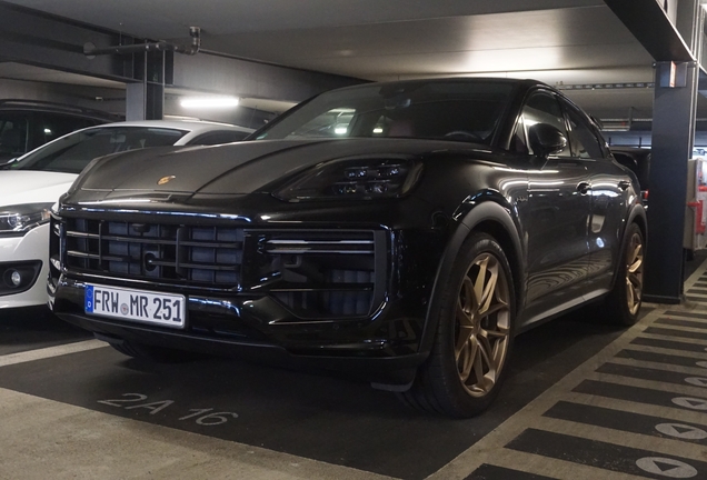 Porsche Cayenne Coupé Turbo E-Hybrid