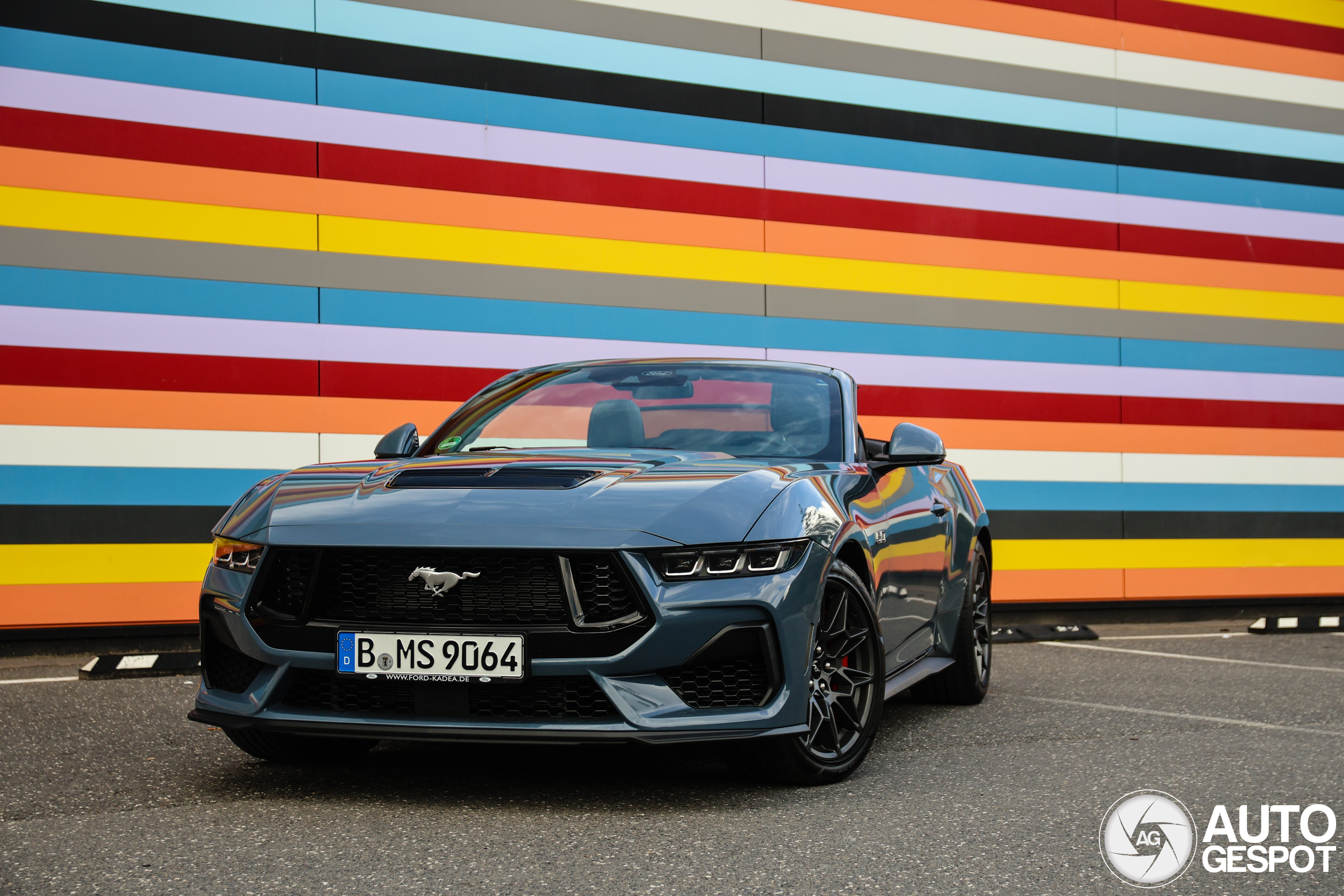 Beroemde spotter uit Duitsland koopt nieuwe auto