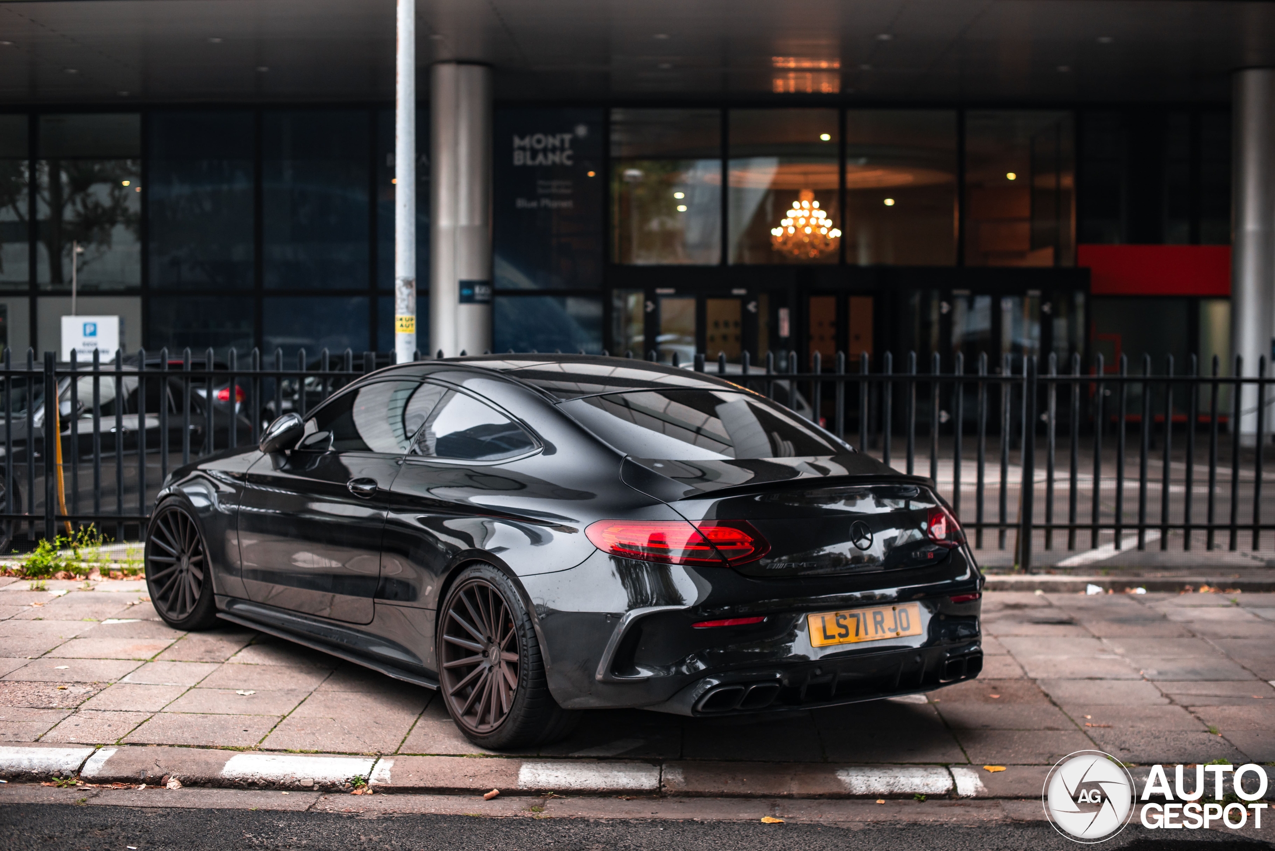 Luxus Amg C 63 Coupe Ebenbild