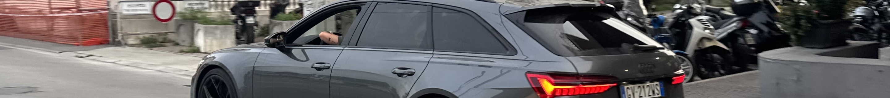 Audi RS6 Avant C8