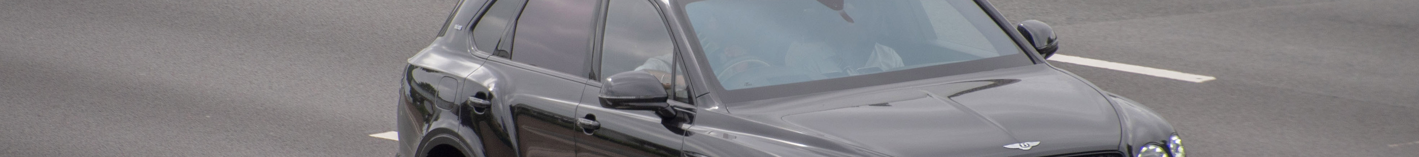 Bentley Bentayga V8 2021