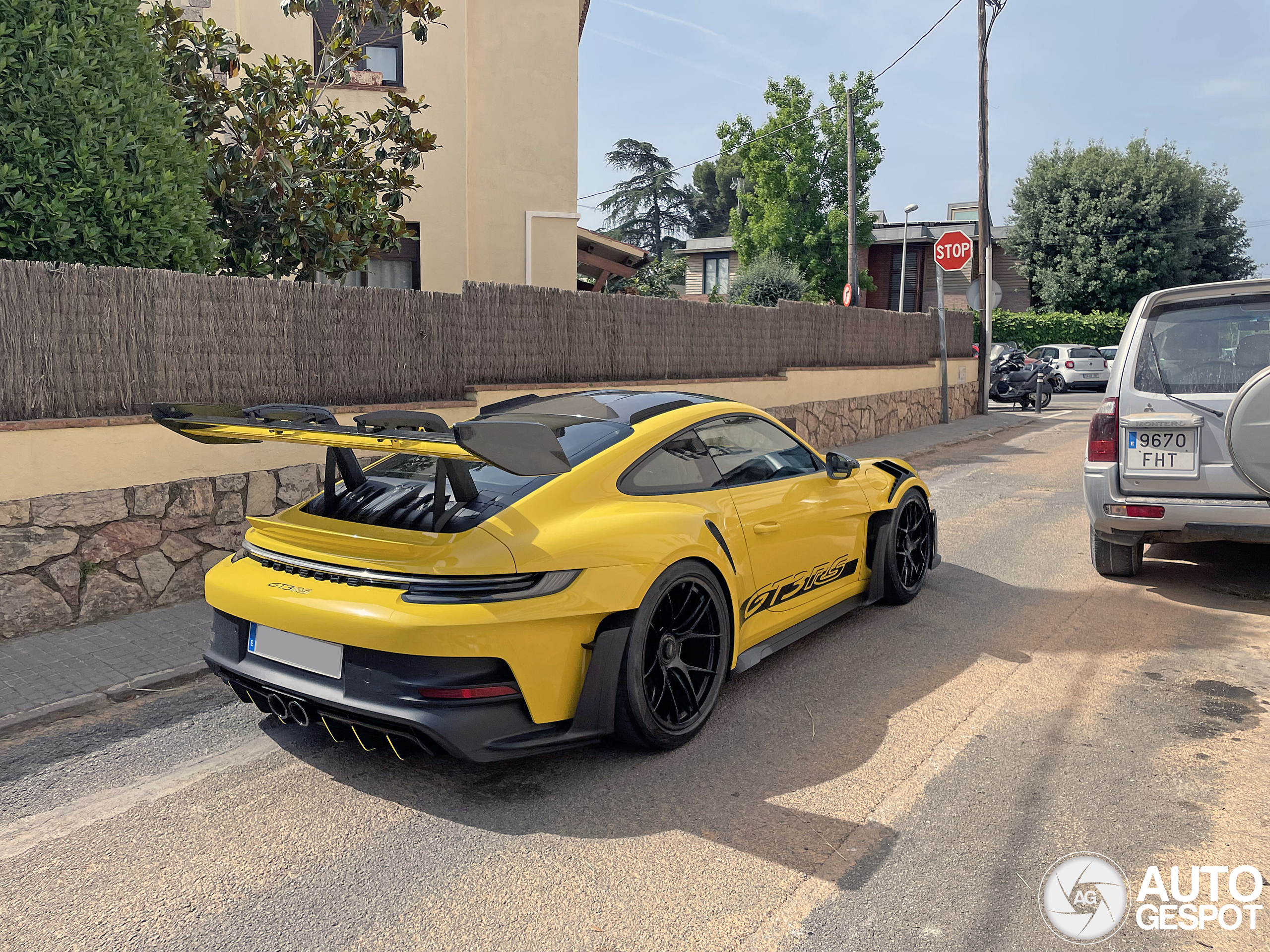 Porsche 992 GT3 RS MkI Weissach Package