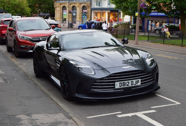 Aston Martin DB12