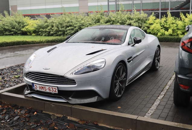 Aston Martin Vanquish 2013