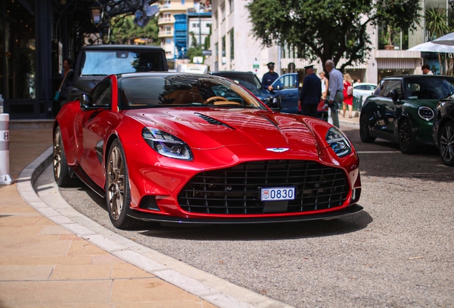 Aston Martin Vanquish 2025