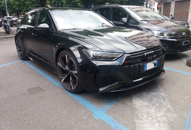 Audi RS6 Avant C8