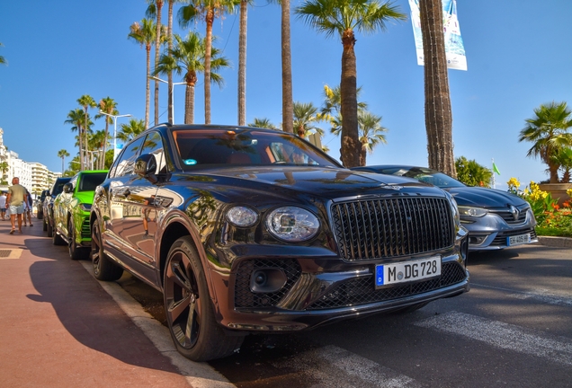 Bentley Bentayga Azure EWB First Edition