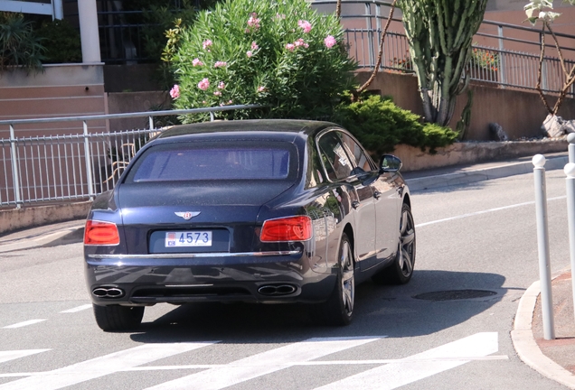 Bentley Flying Spur V8