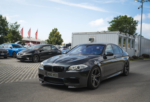 BMW M5 F10 2011
