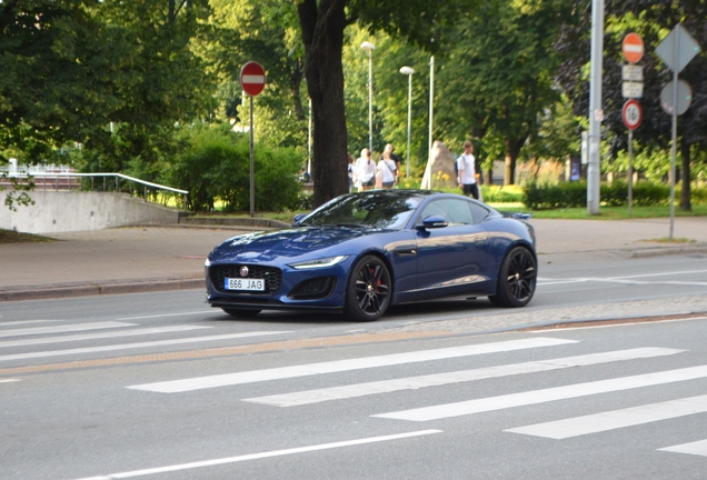 Jaguar F-TYPE P450 Coupé 2020