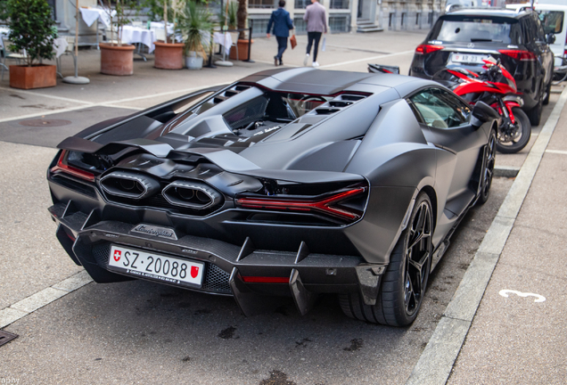 Lamborghini Revuelto