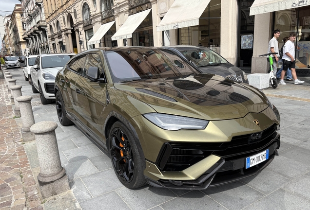 Lamborghini Urus Performante