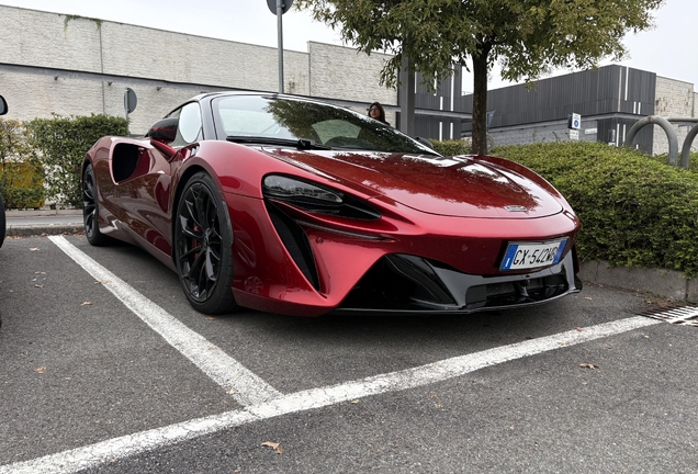 McLaren Artura Spider