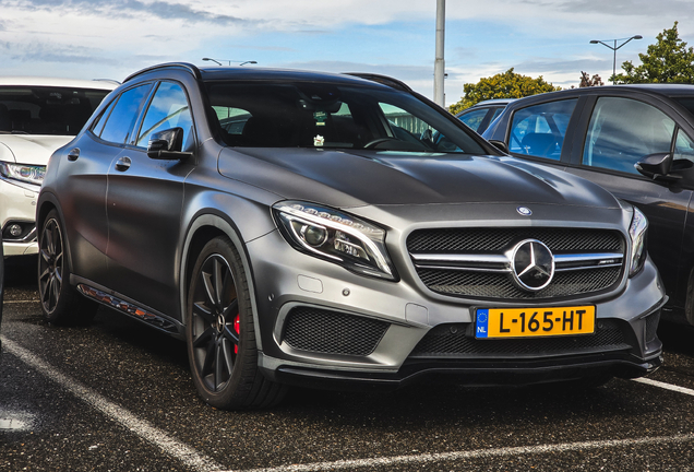 Mercedes-AMG GLA 45 X156