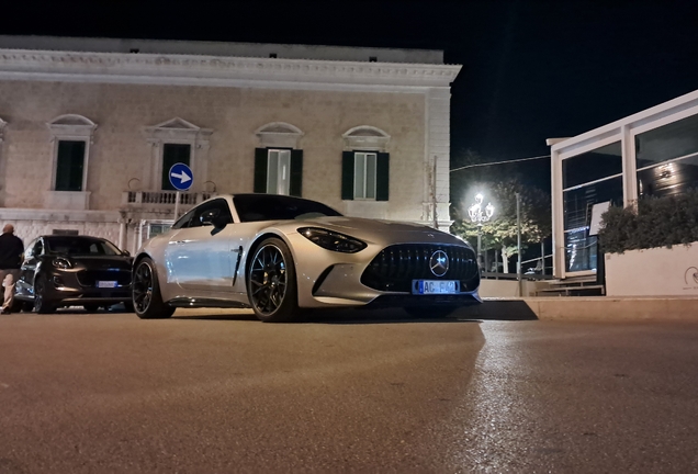 Mercedes-AMG GT 63 C192